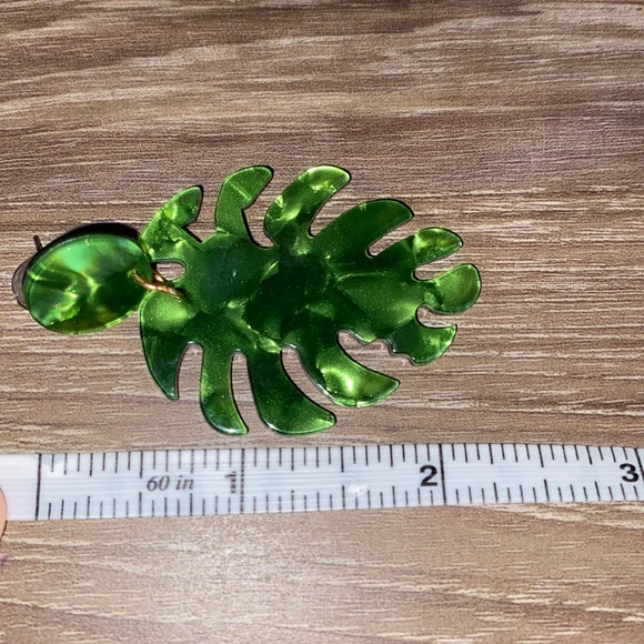 Palm Leaf Earrings - Picture 2 of 3